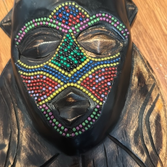 Kulie or Kodelle Beaded African Mask Wooden - Picture 2 of 3
